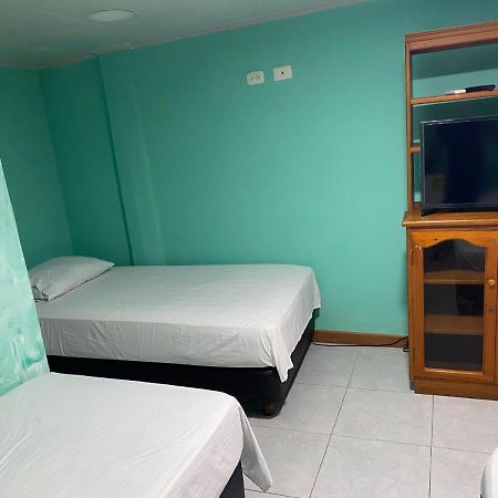 Bluehouse Sai San Andrés Exterior foto