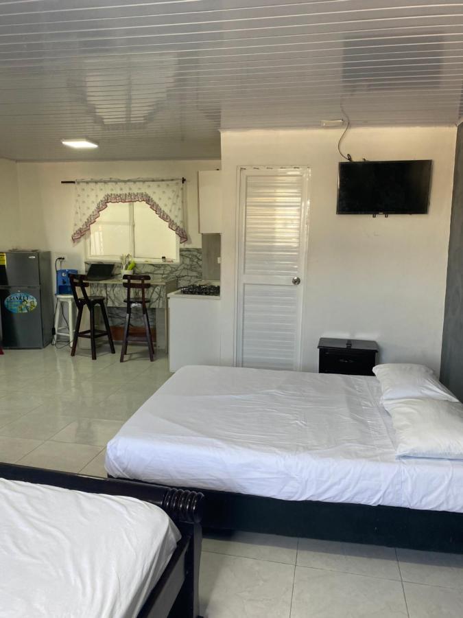 Bluehouse Sai San Andrés Exterior foto
